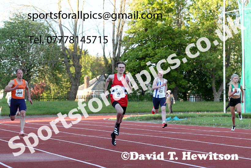 200 metres, 2021 North East Grand Prix No. 2, Monkton, Wednesday, May 19th. Photo: David T. Hewitson/Sports for All Pics